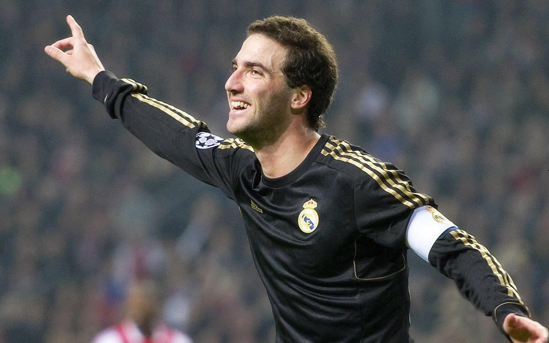 海星体育官方-蓝军锋线突变局，切尔西接受拜仁对雅克松的转会报价，德甲巨人补强锋线再出手